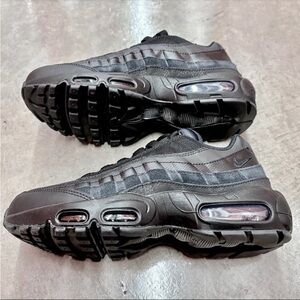 Triple Black Air Max 95. Size 7 men. Brand new. Box without lid